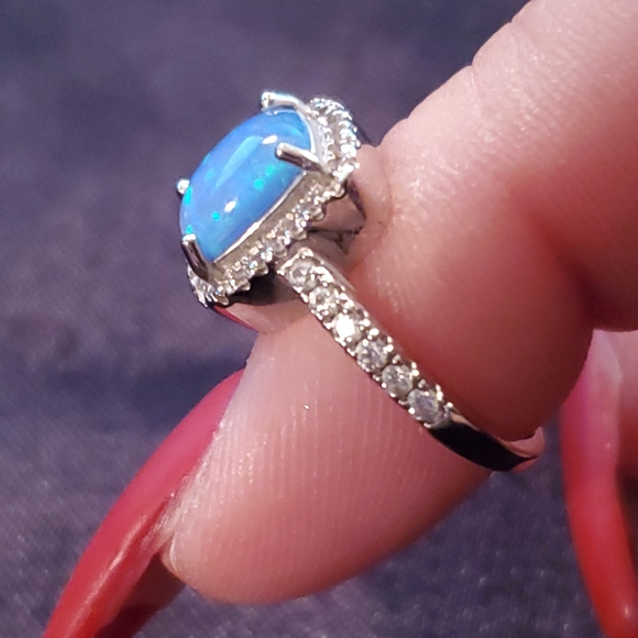 Blue stone old fashioned ring - Picture 2 of 8